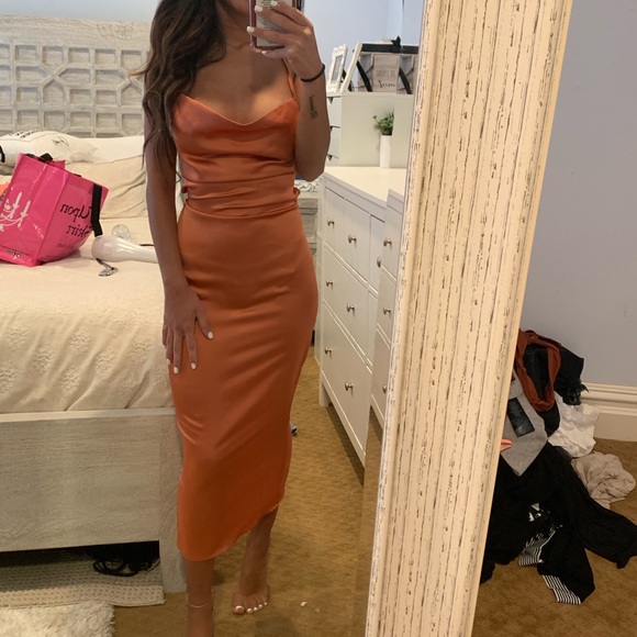 PrettyLittleThing Dresses & Skirts - Lace up satin midi dress